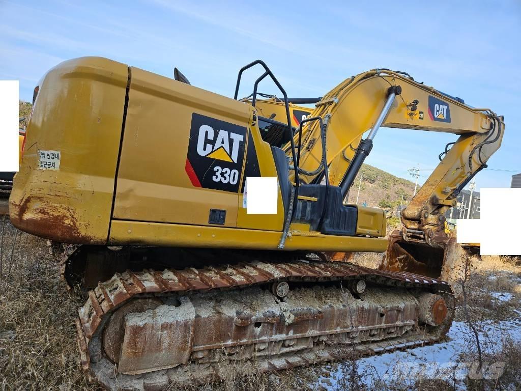 CAT 330 Excavatoare pe șenile
