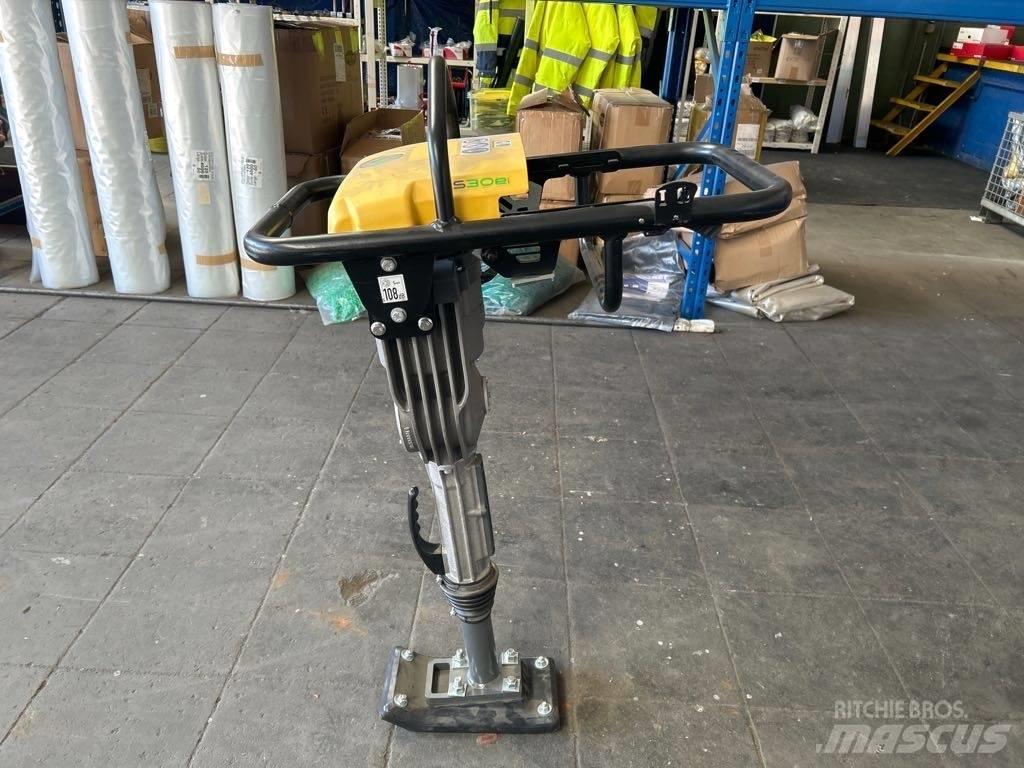 Wacker Neuson AS30e Compactor