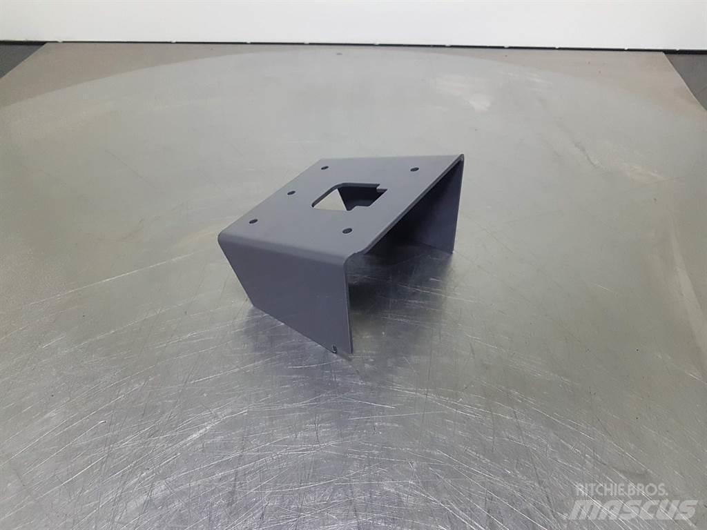 Ahlmann 4102468A Cabine si interior