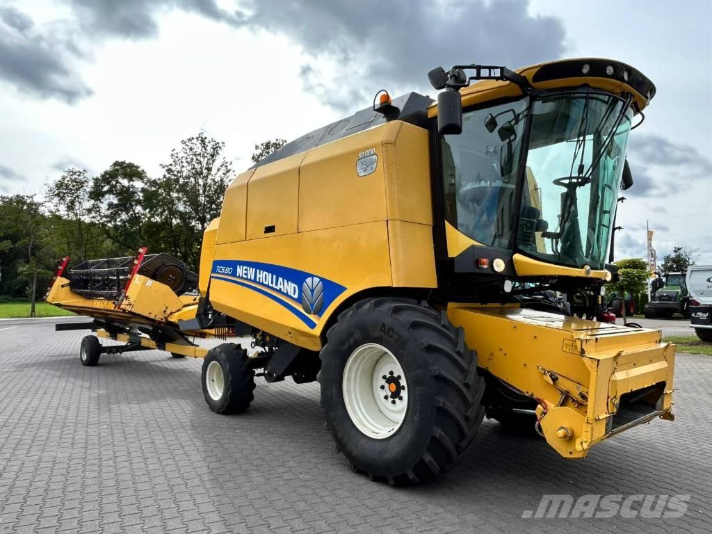 New Holland TC 5.80 Combine de secerat