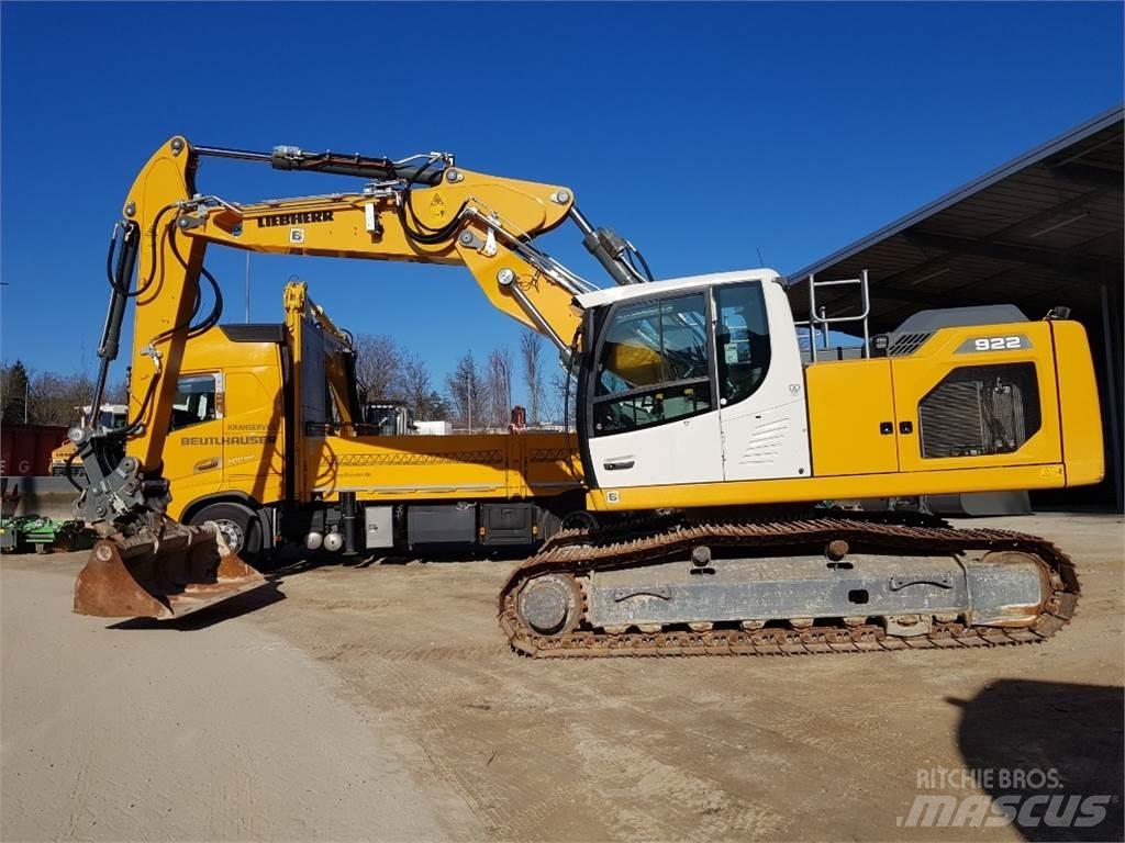 Liebherr R922 Excavatoare pe șenile
