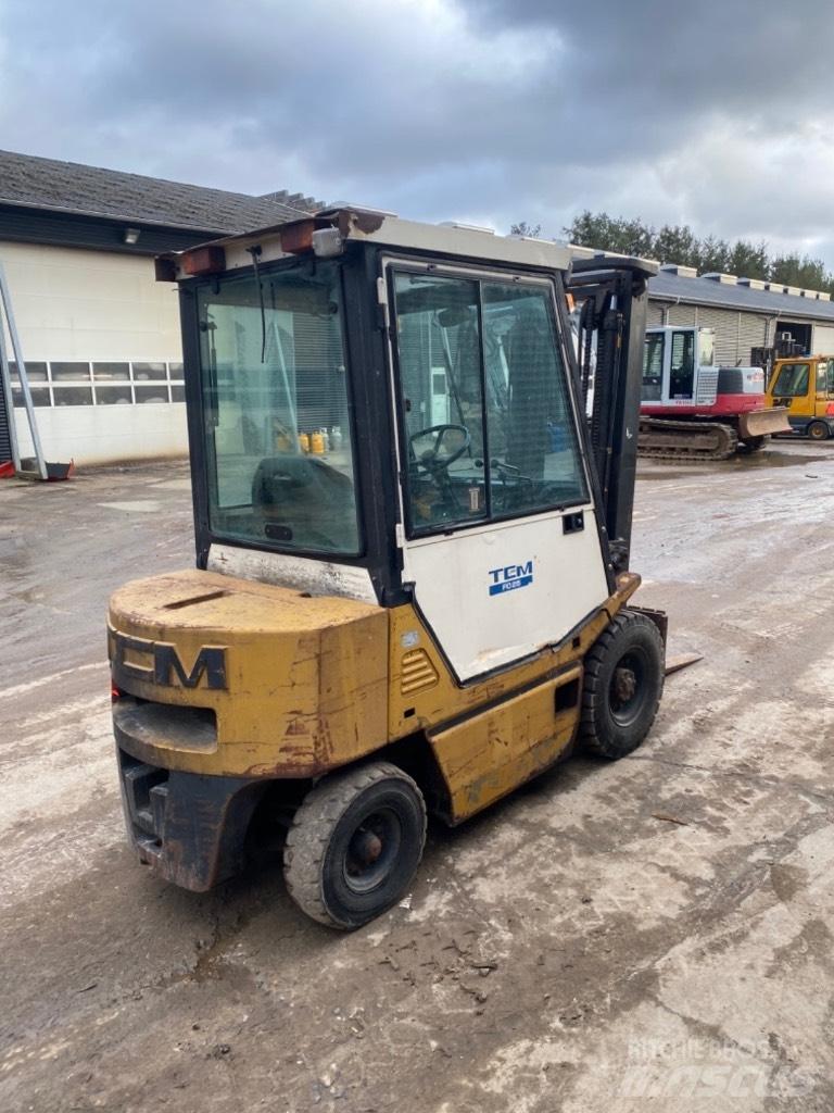 TCM FD 25 Stivuitor diesel