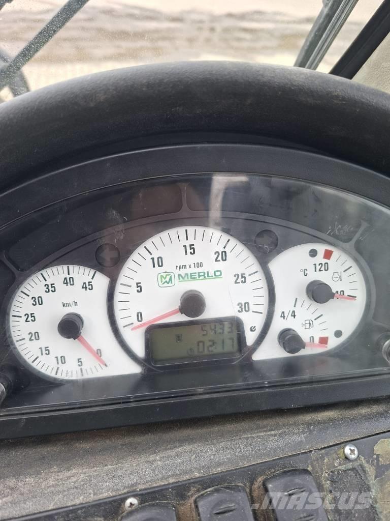 Merlo P 75.9 Nacele cu brat telescopic