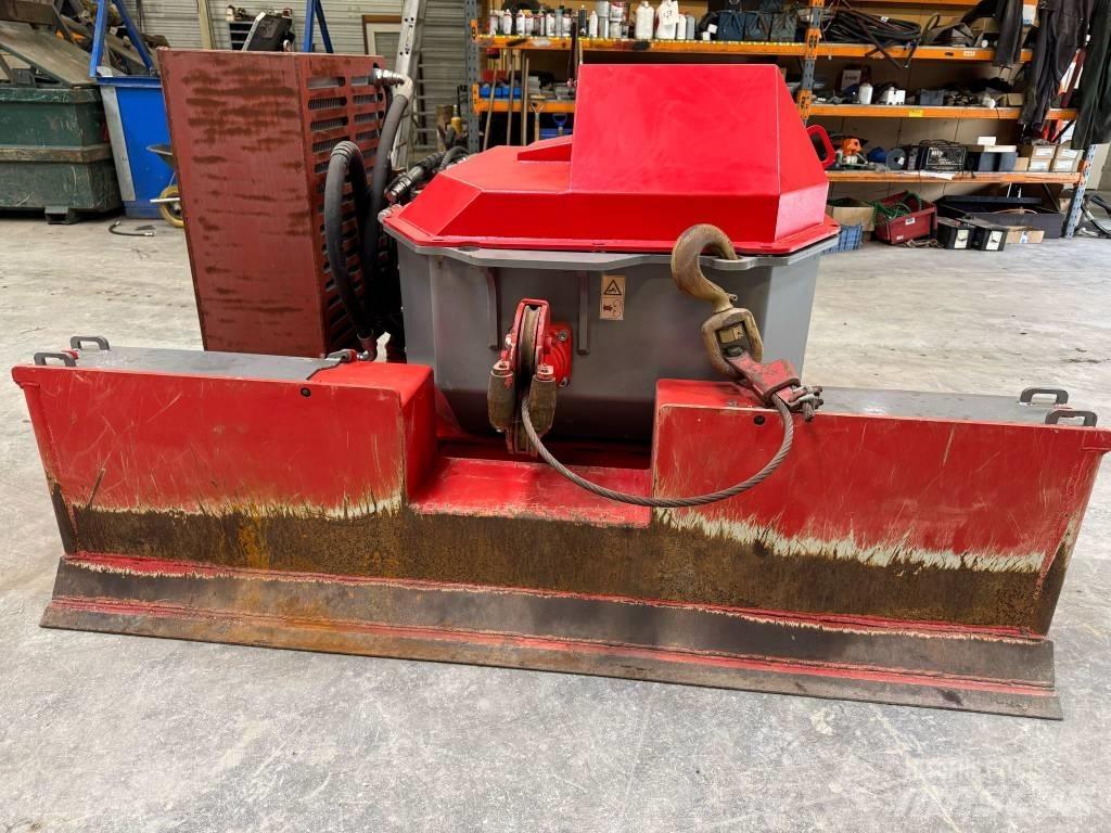  Hochleitner TWFH120 Utilaje forestiere - Altele