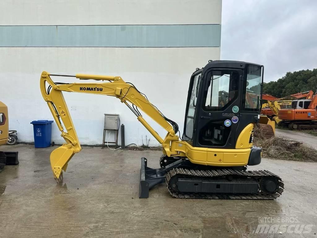 Komatsu PC 35 MR Mini excavatoare < 7t