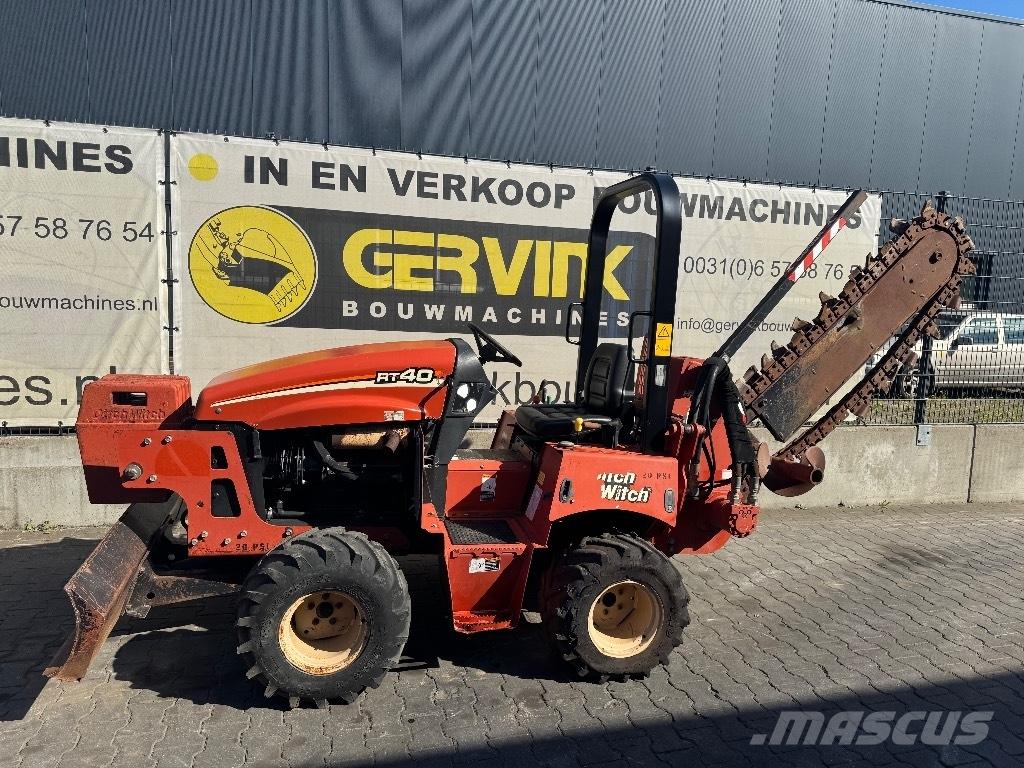 Ditch Witch RT 40 Excavatoare de santuri