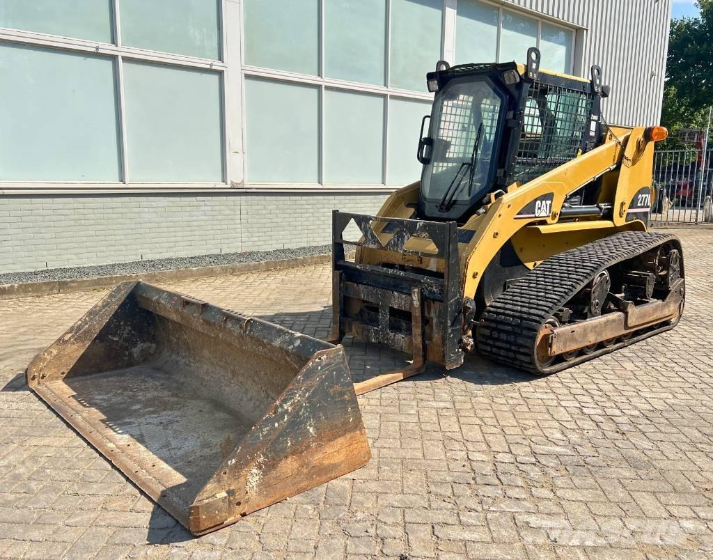 CAT 277 B    2006 Mini incarcator