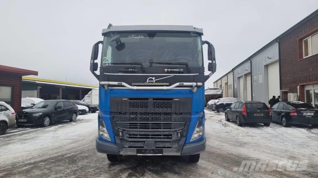 Volvo FH 540 Camion cu incarcator
