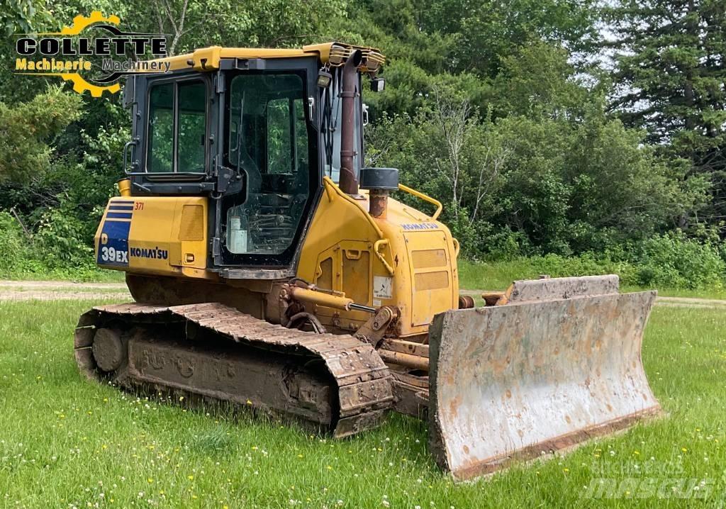 Komatsu D 39 EX Buldozere pe senile