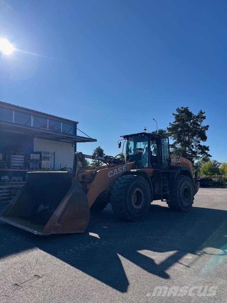 CASE 1021 G Incarcator pe pneuri