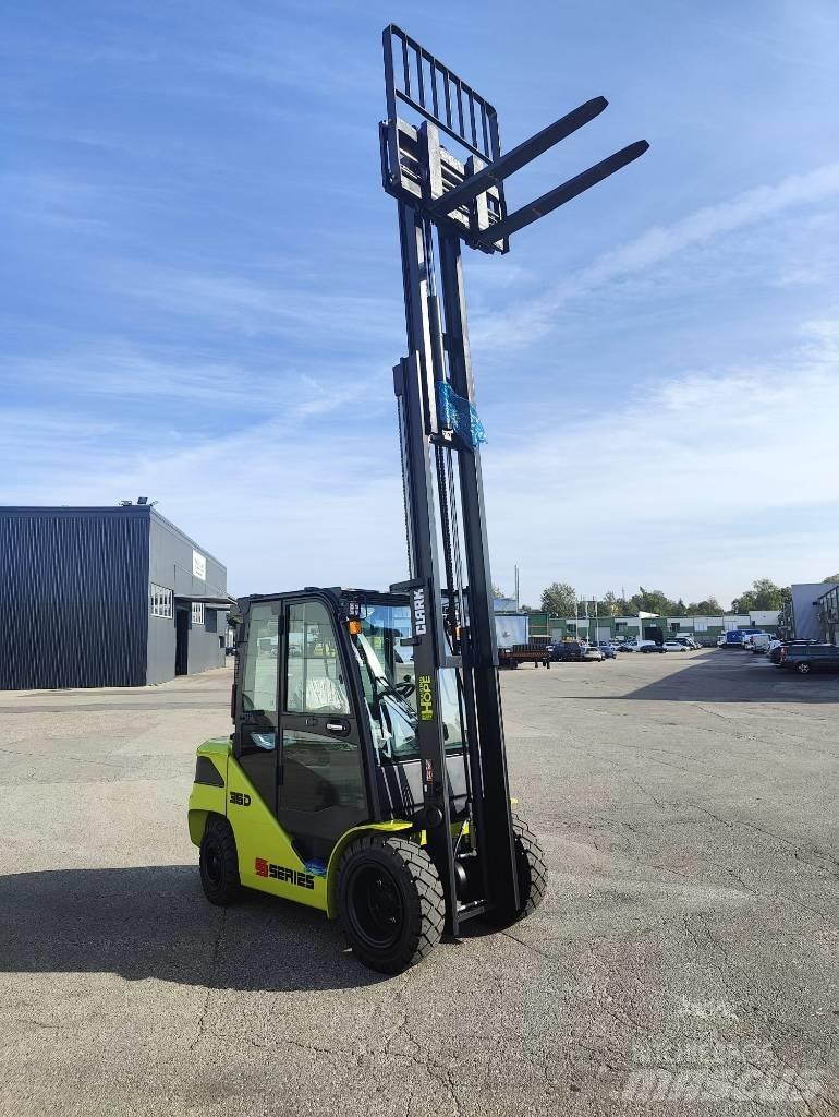 Clark S-35D Stivuitor diesel