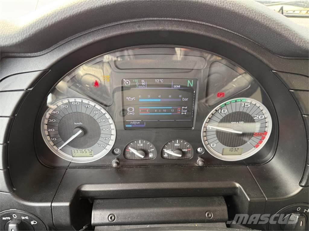 Iveco AS280 6X2 Camion cu carlig de ridicare