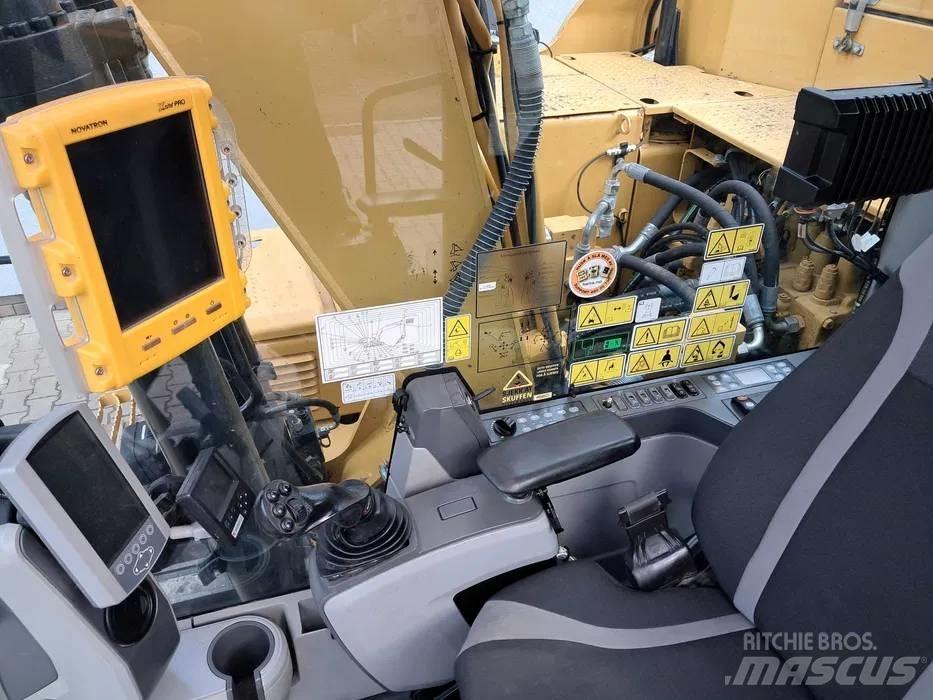 CAT 313 F L Excavatoare pe șenile
