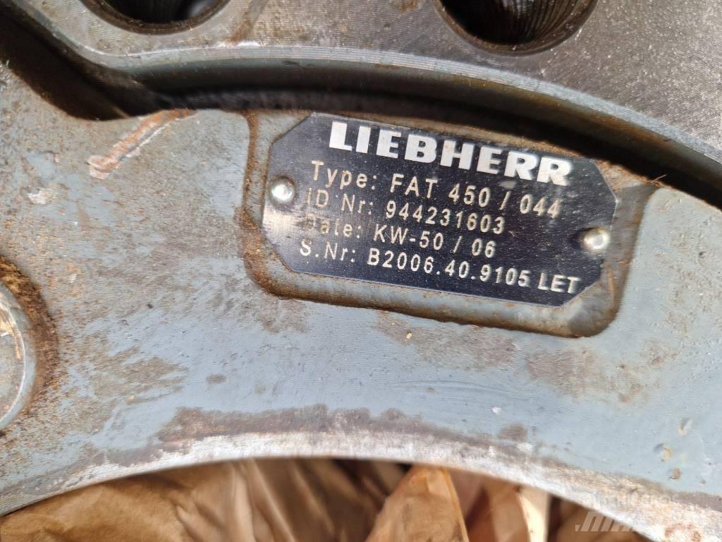 Liebherr R 954 LI Axe