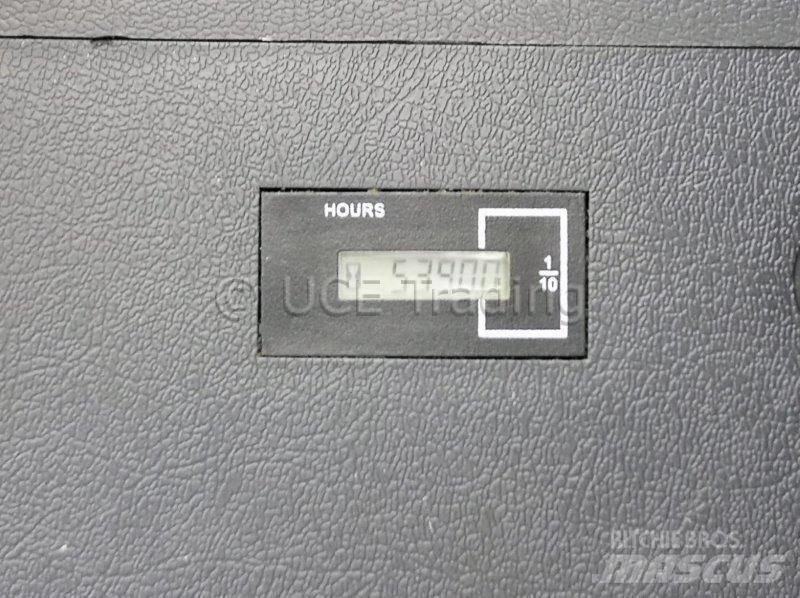 Hyundai HW140 Excavatoare cu roti