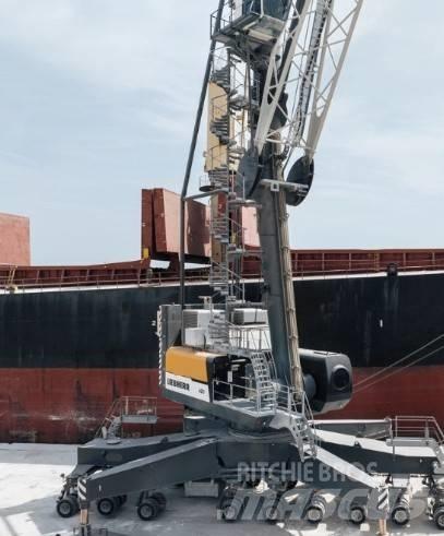 Liebherr LHM 420 Macarale port
