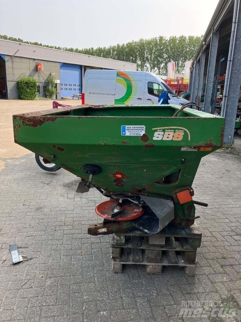 Amazone ZA-M 1200 Împrastierea mineralelor