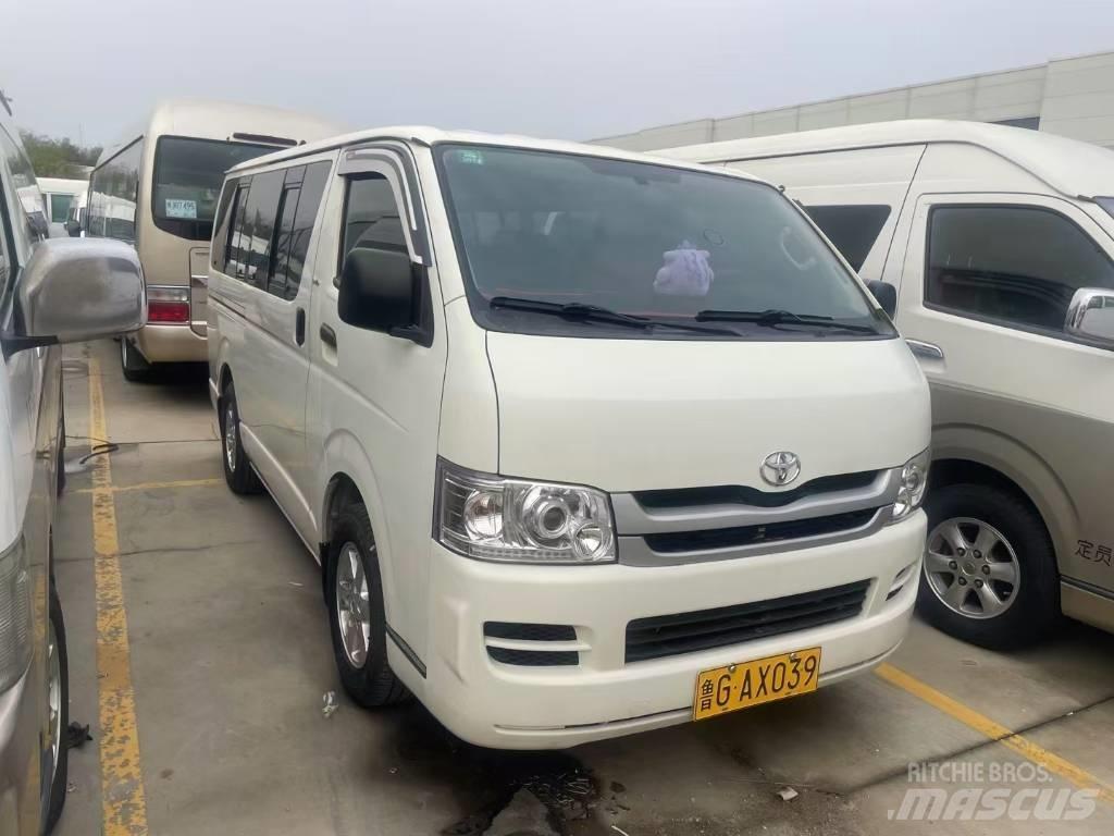 Toyota Hiace Autobuze intercity