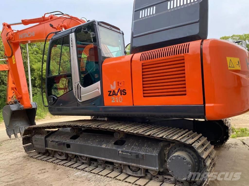 Hitachi ZX 210 Excavatoare pe șenile
