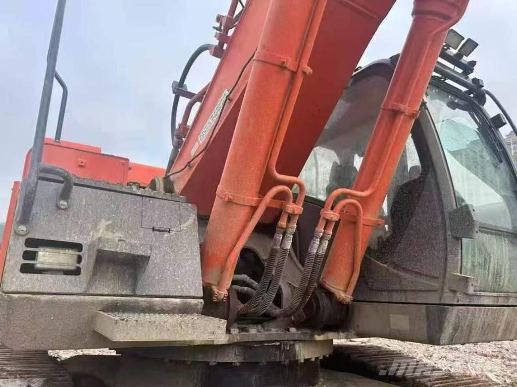 Hitachi ZX 470 Excavatoare pe șenile
