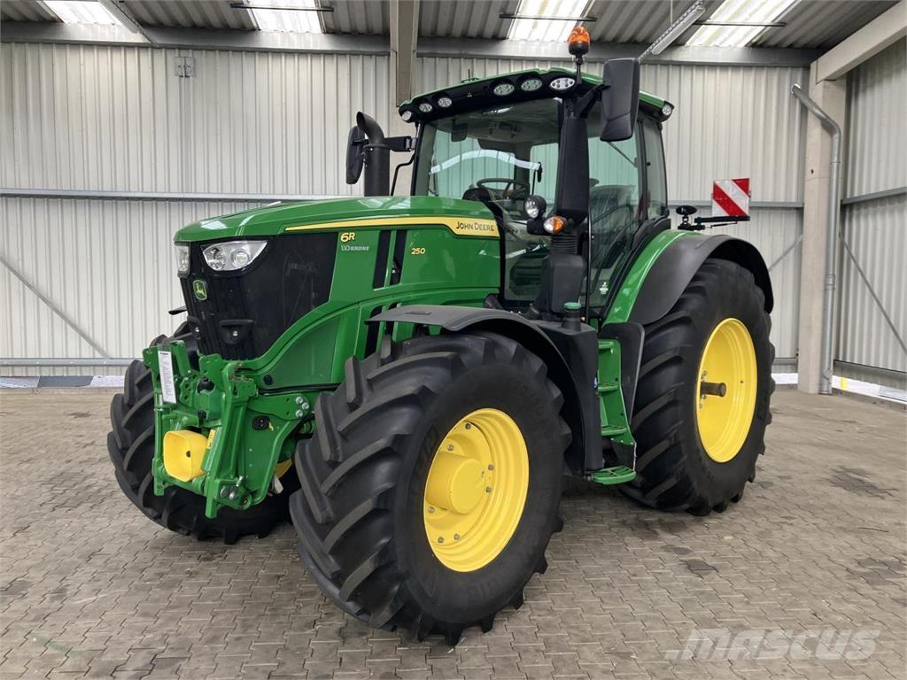 John Deere 6R 250 Tractoare