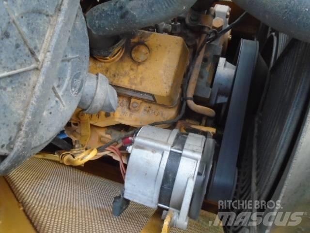 John Deere 450HL Buldozere pe senile