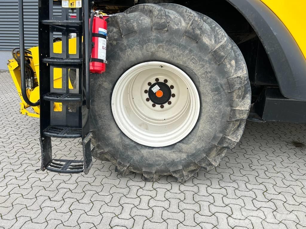 New Holland CR 9080 Combine de secerat