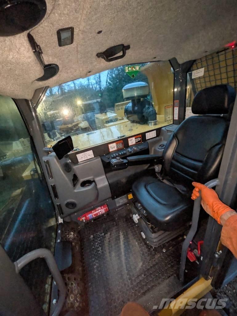 Bell TC11A Autobasculante cu senile