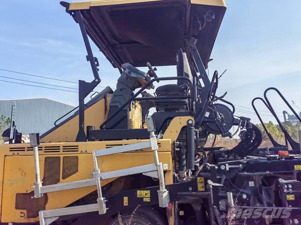 CAT AP655F Pavatoare asfalt