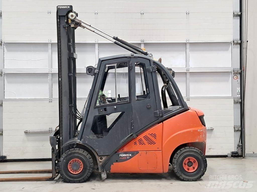 Linde H25D-02 Stivuitor diesel