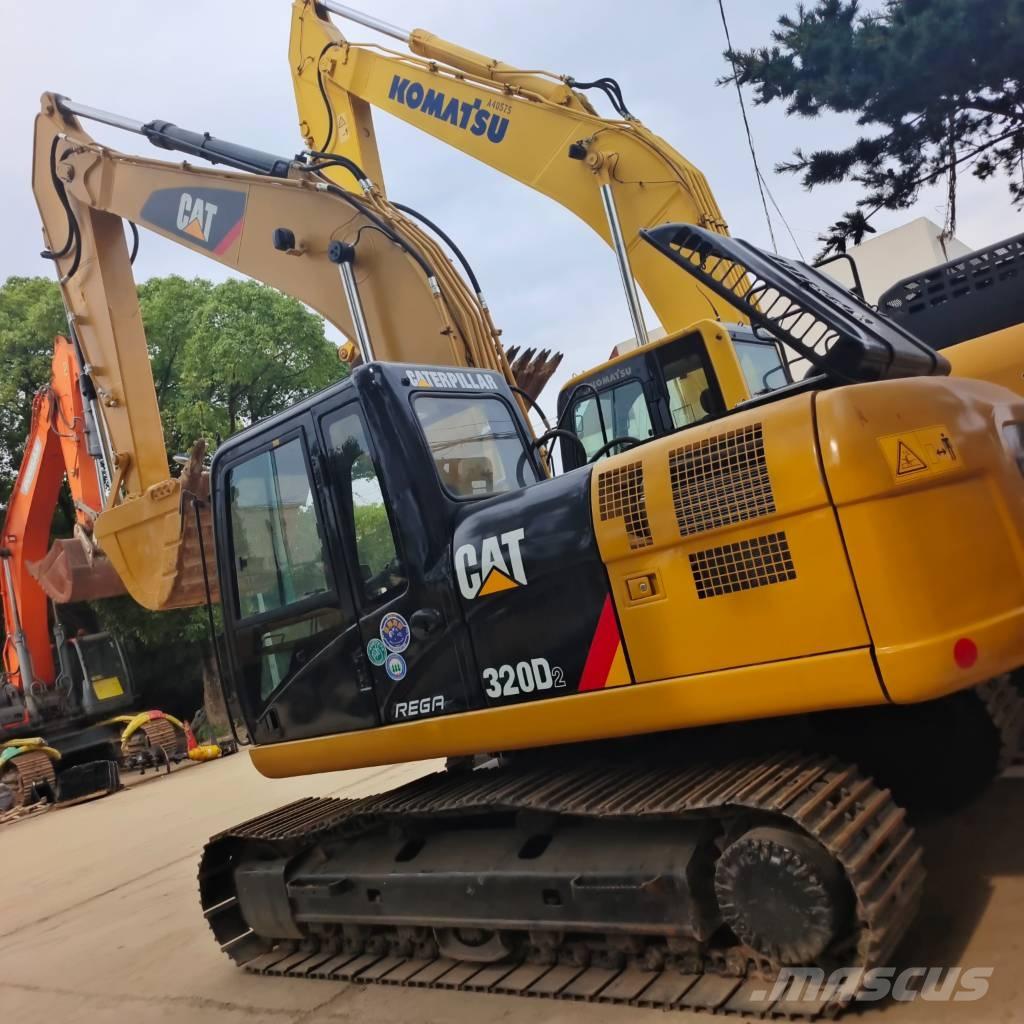 CAT 320D2 Excavatoare pe șenile
