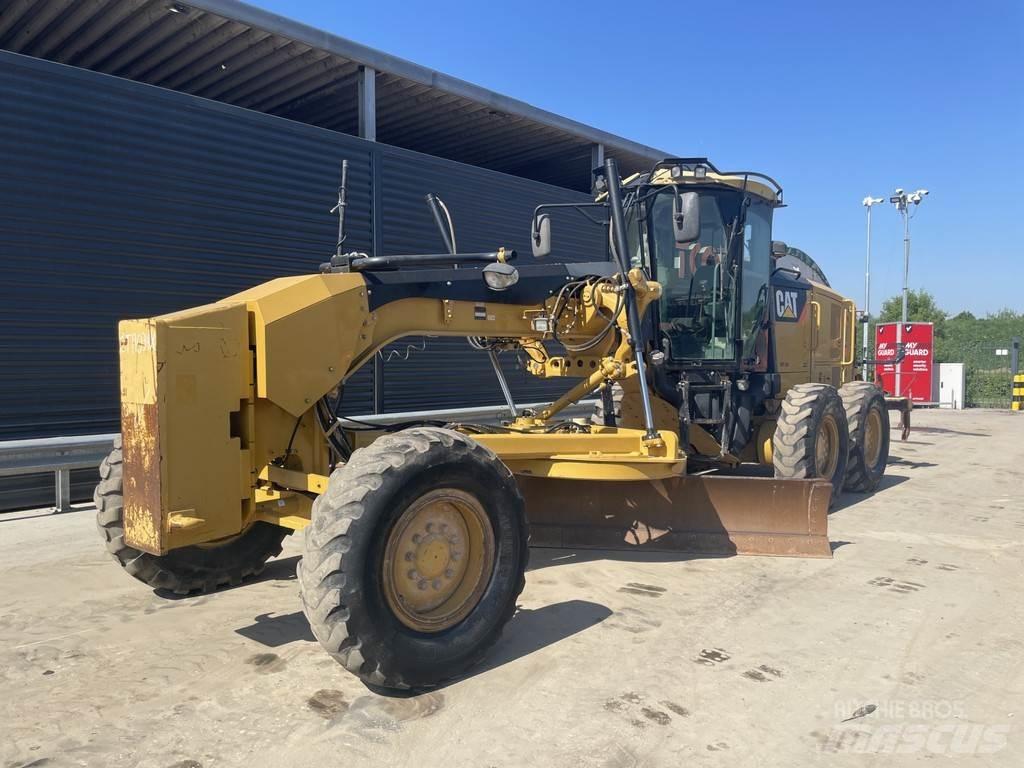 CAT 140 M2 Echipamente de sortare