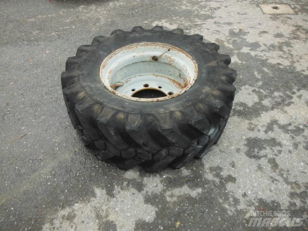Michelin 15R22.5 Roti