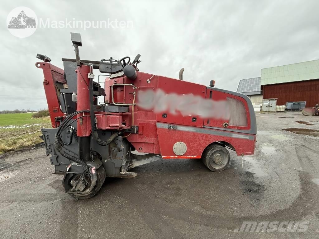 Wirtgen W 100 Utilaje asfalt cu freze reci