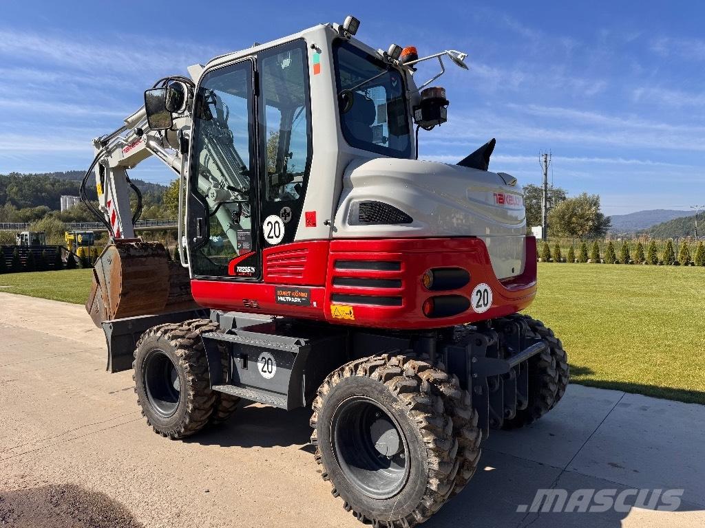 Takeuchi TB 295 W Excavatoare cu roti