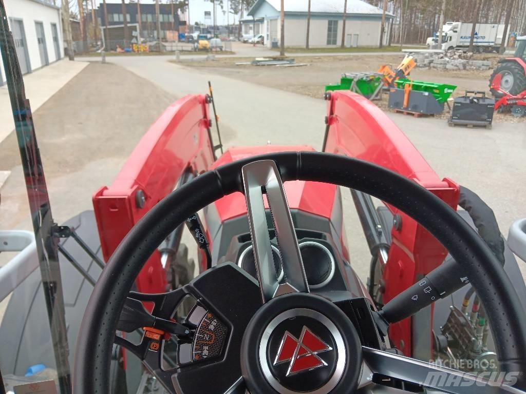 Massey Ferguson 8 S Tractoare