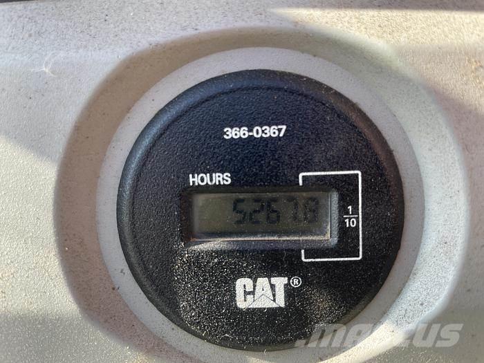 CAT 320FL Excavatoare pe șenile
