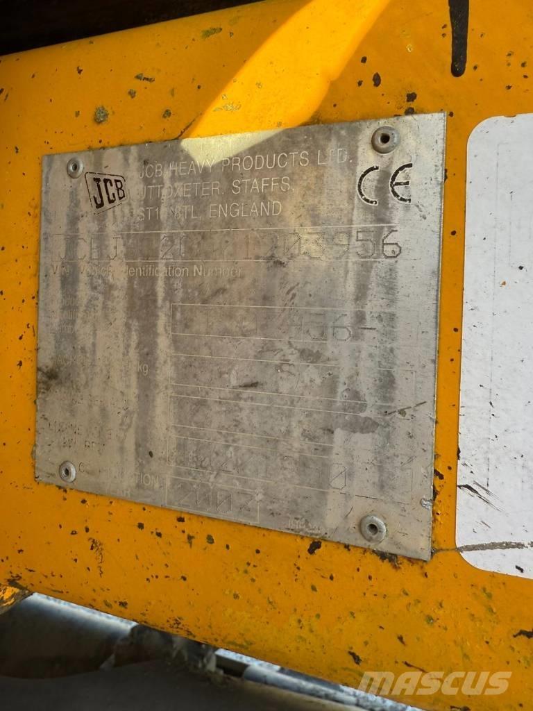 JCB JS 235 Excavatoare pe șenile
