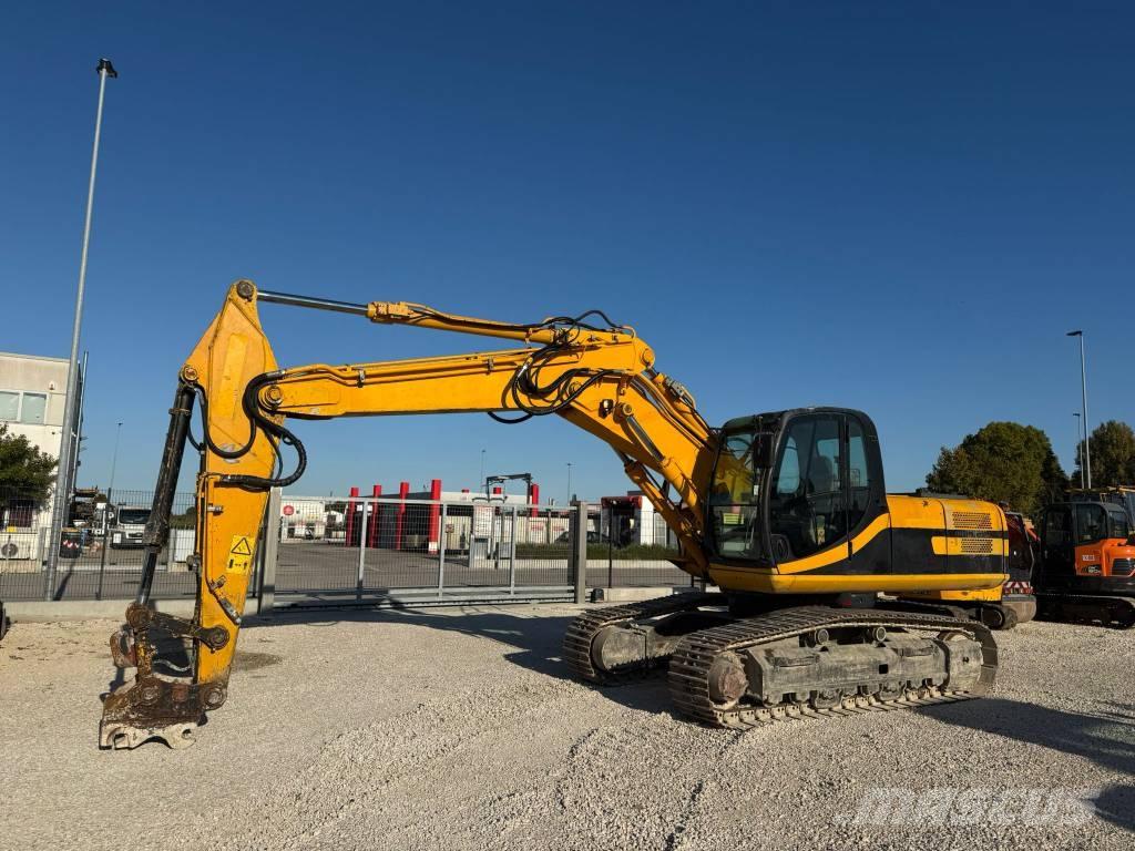 JCB JS 235 Excavatoare pe șenile
