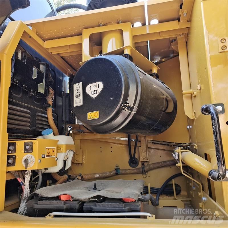 CAT 320 GC Excavatoare pe șenile
