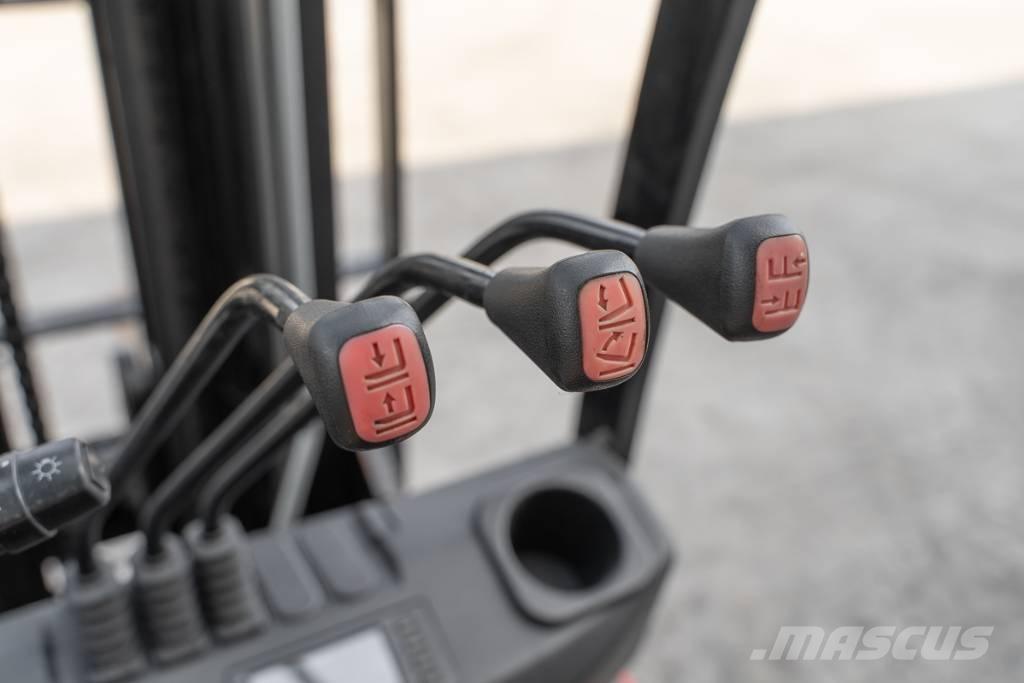 Manitou MI 25 D Stivuitor diesel