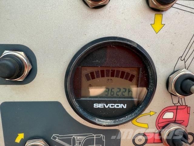 Manitou 170 AETJL Nacele cu brat articulat