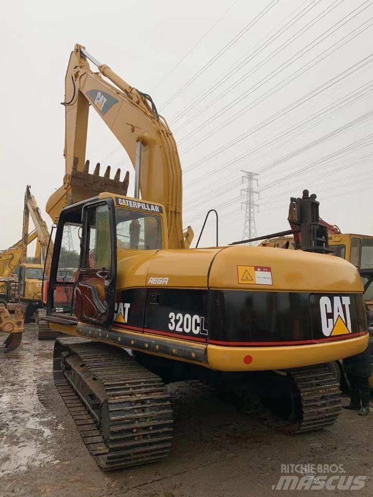 CAT 320C Excavatoare pe șenile
