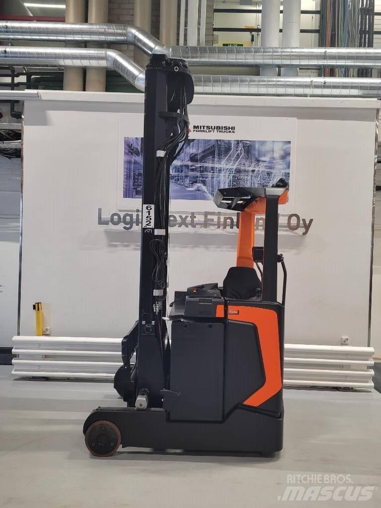 Rocla HXF16 Stivuitor cu catarg retractabil