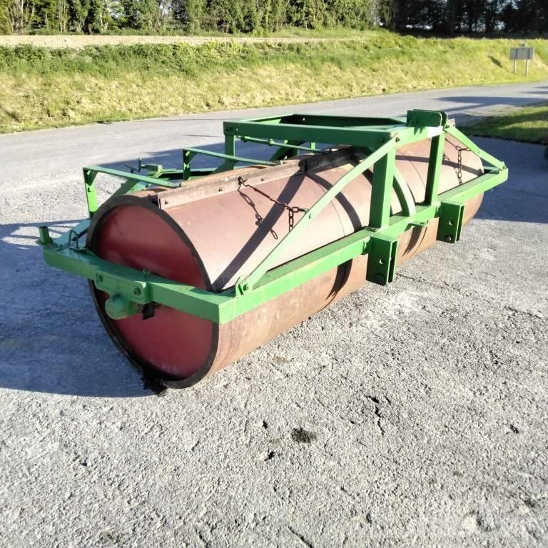  FERJU ROULEAU LISSE Alte masini si accesorii de cultivat
