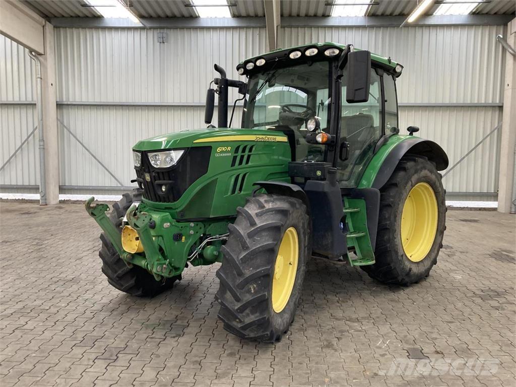 John Deere 6110R Tractoare