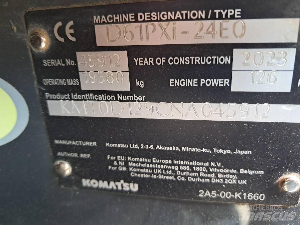 Komatsu D61PXI-24E0 Buldozere pe senile