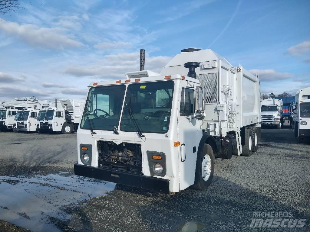 Mack LEU613 Camion de deseuri
