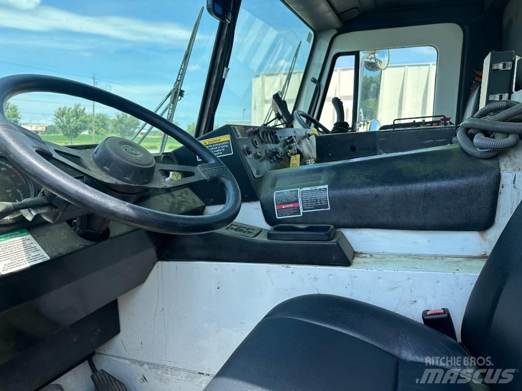 Mack LEU613 Camion de deseuri