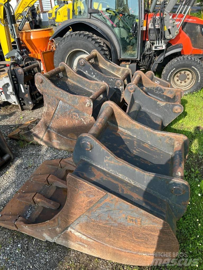 Hitachi ZX 135 US-3 Excavatoare pe șenile
